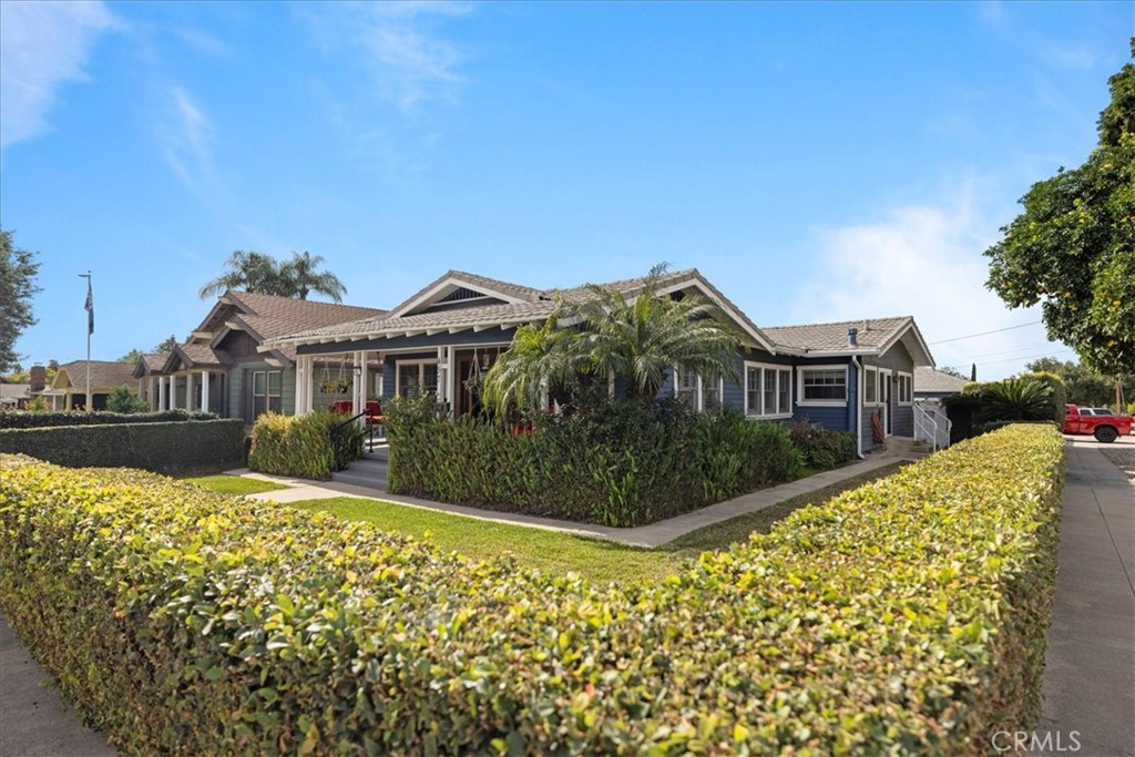 457 N Glendora Avenue