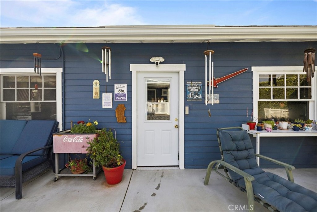 457 N Glendora Avenue