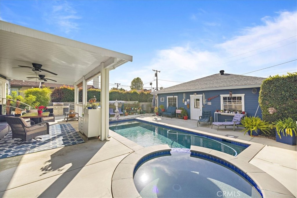 457 N Glendora Avenue