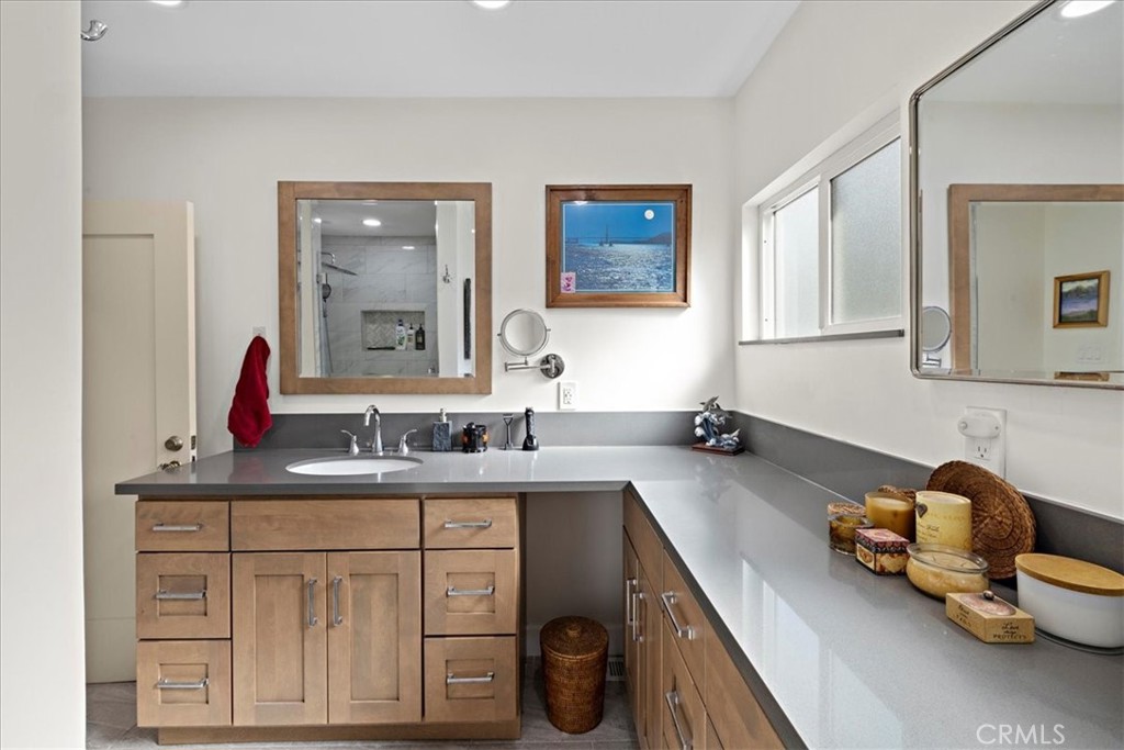 457 N Glendora Avenue