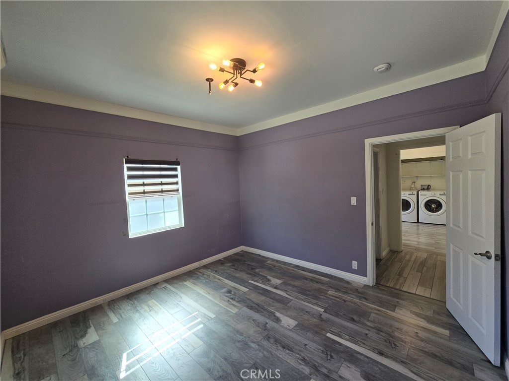 396 N Mentor Avenue 396