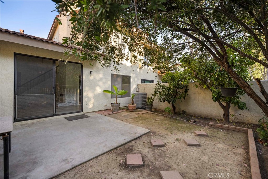 921 Creekside