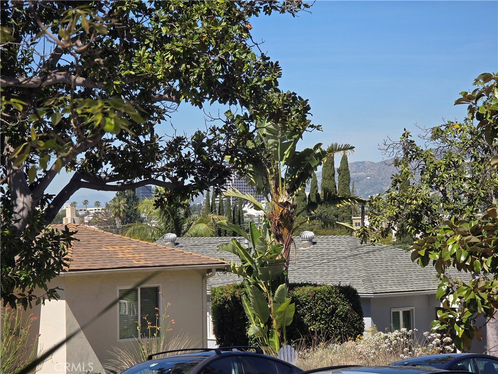 1210 Tyler Street 1/2