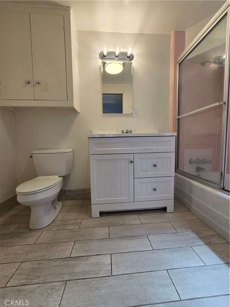 1210 Tyler Street 1/2