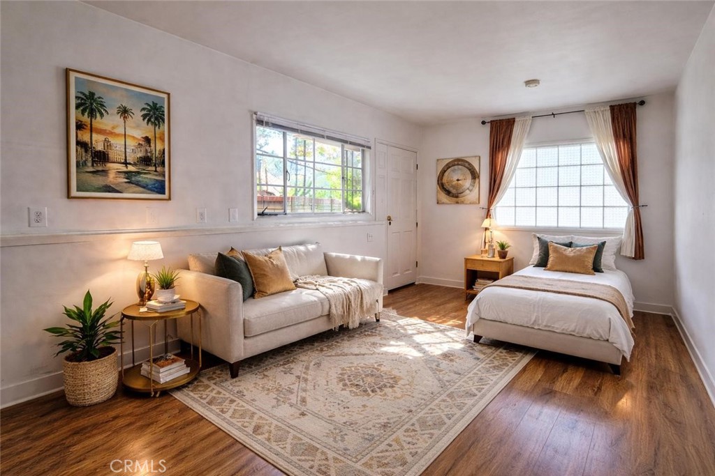 1210 Tyler Street 1/2