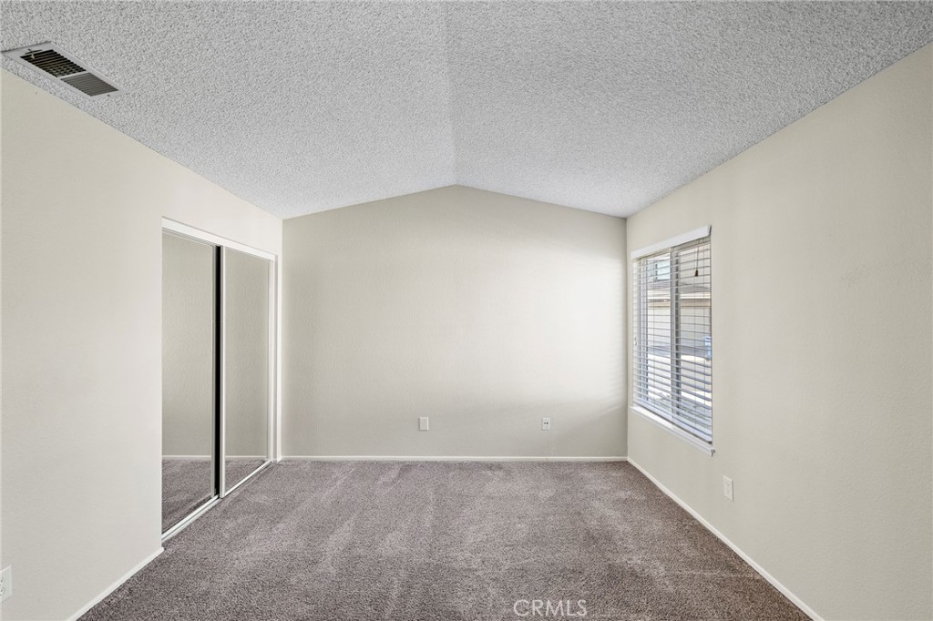 5050 Canyon Crest 7