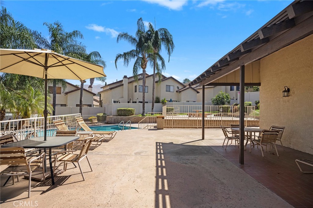 5050 Canyon Crest 7