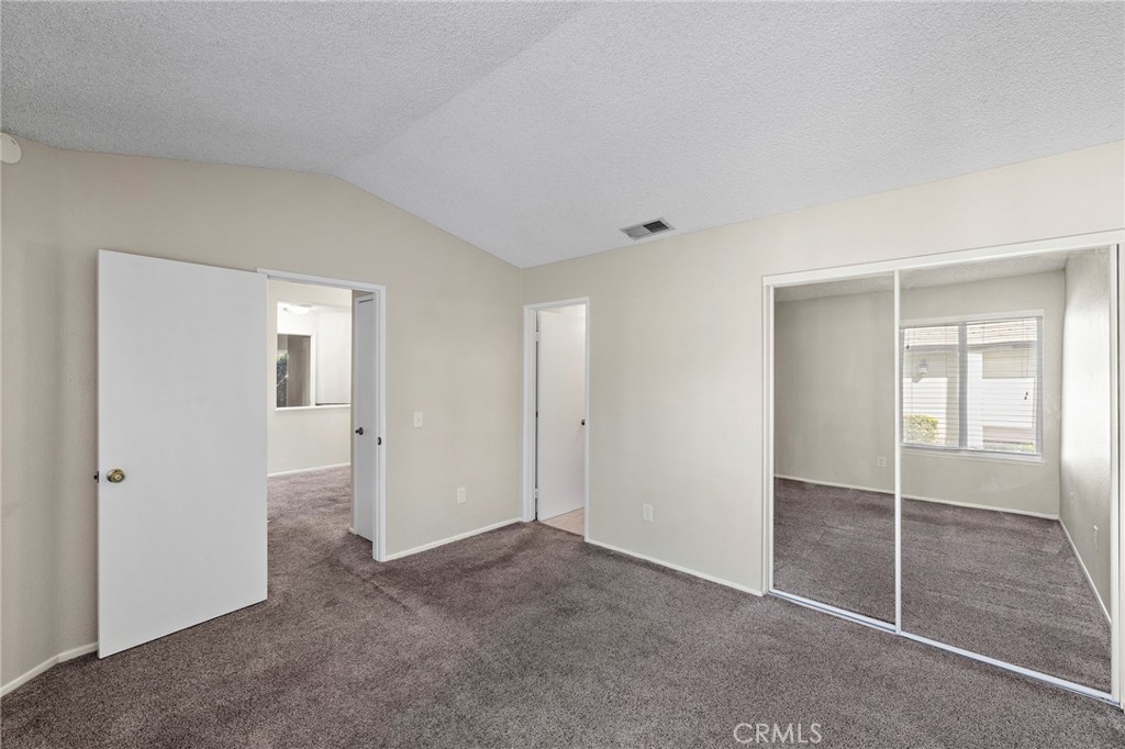 5050 Canyon Crest 7