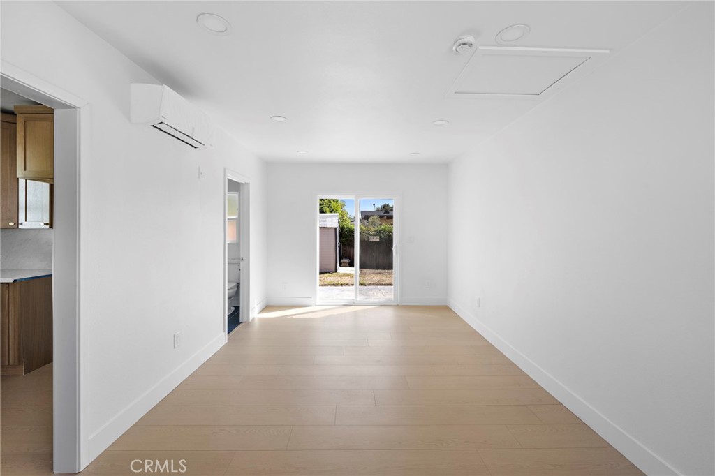 720 E Foothill