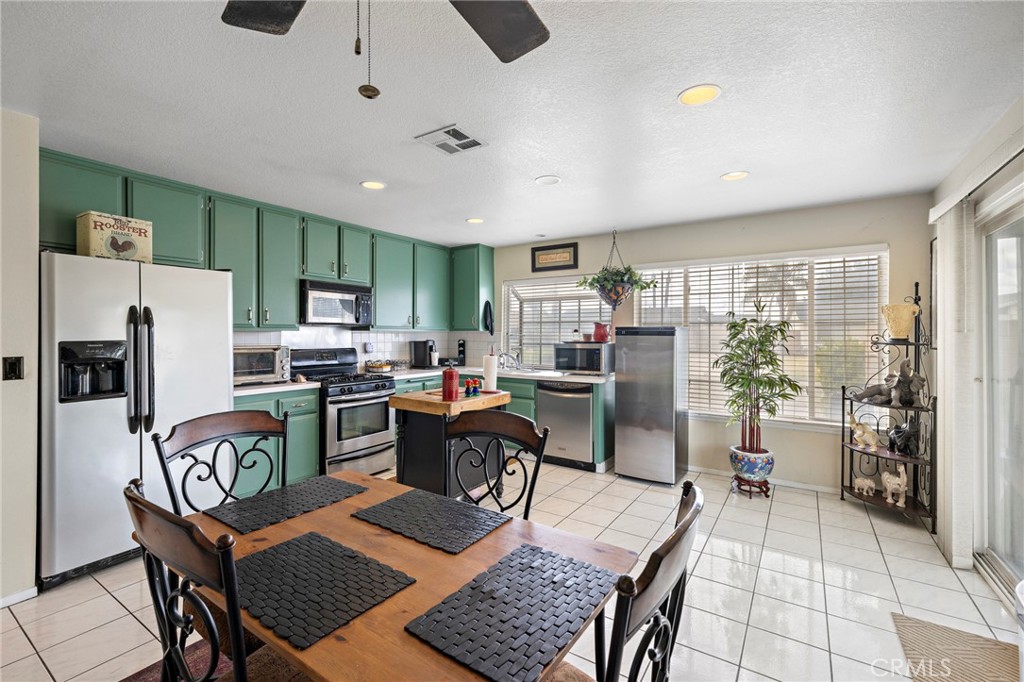 8272 Montara