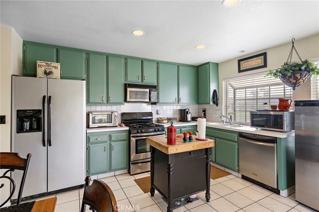 8272 Montara