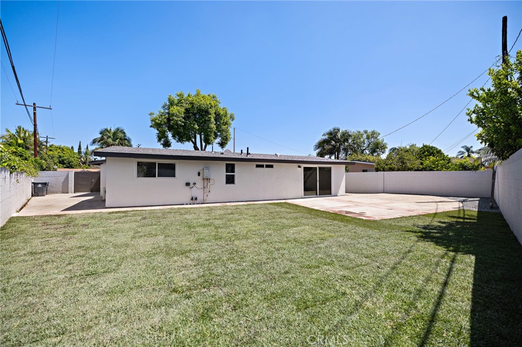 502 E Russell