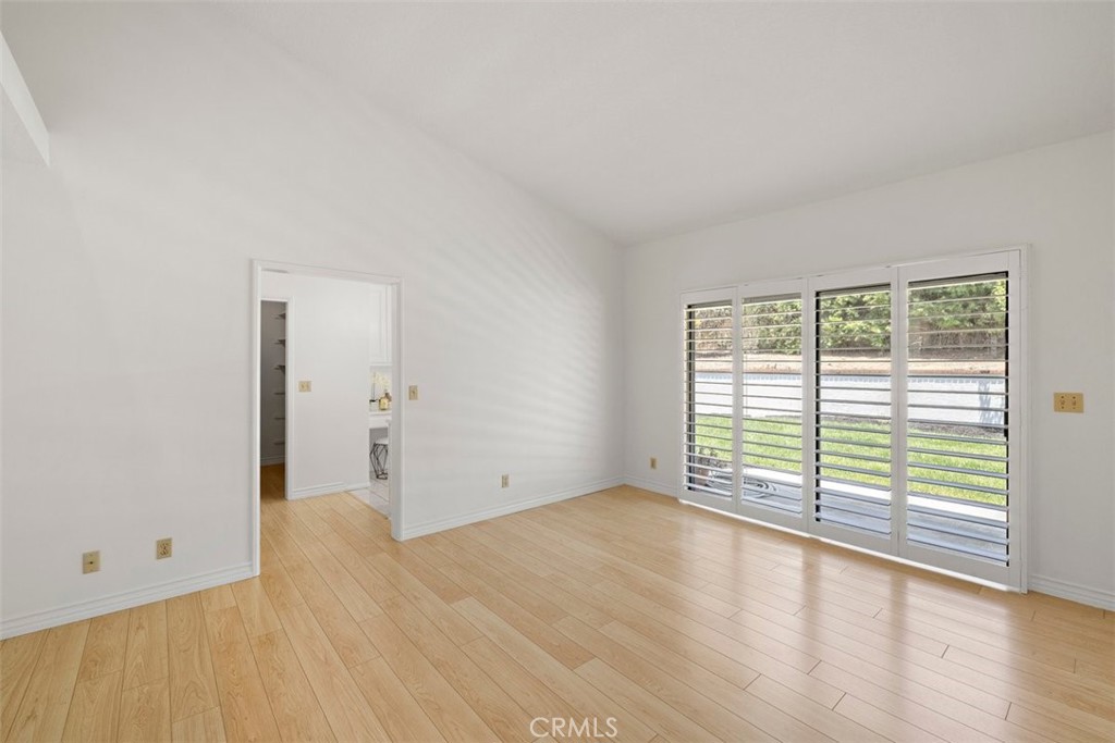 343 W Northridge