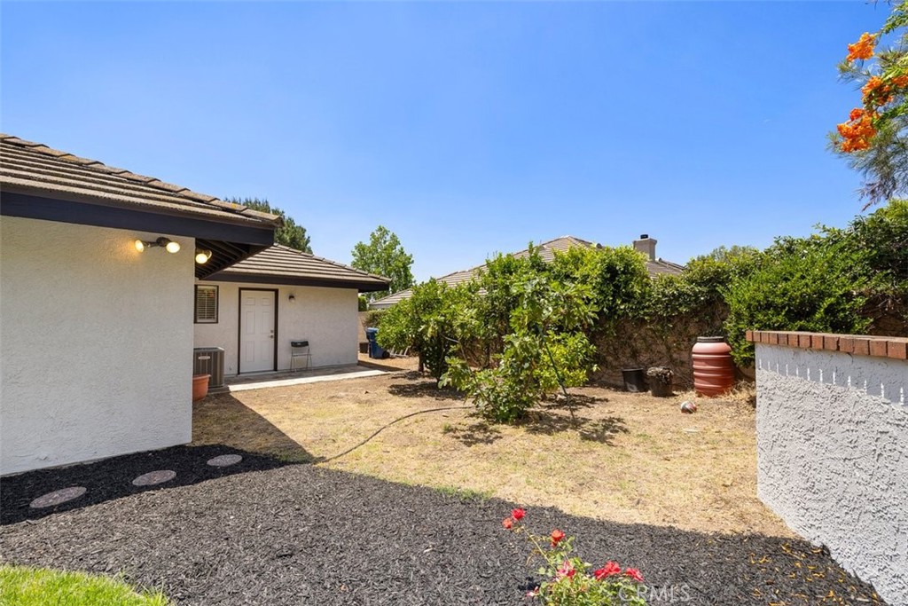 343 W Northridge