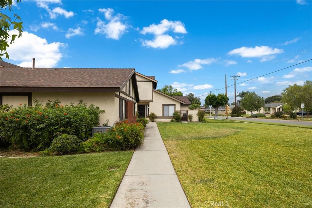 424 E Ada Avenue