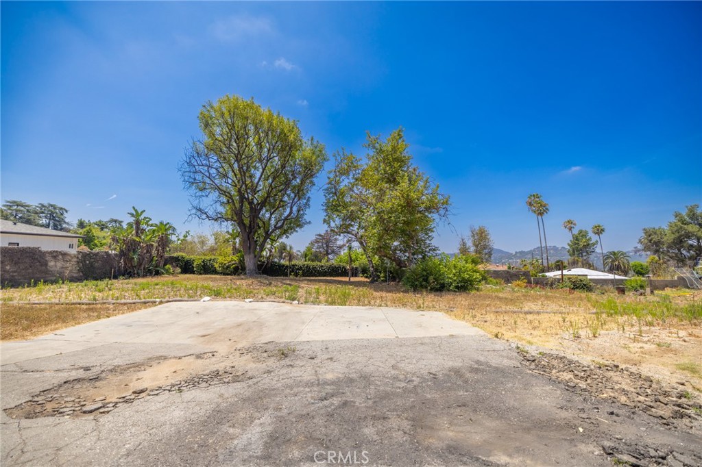 3383 Glenrose Avenue