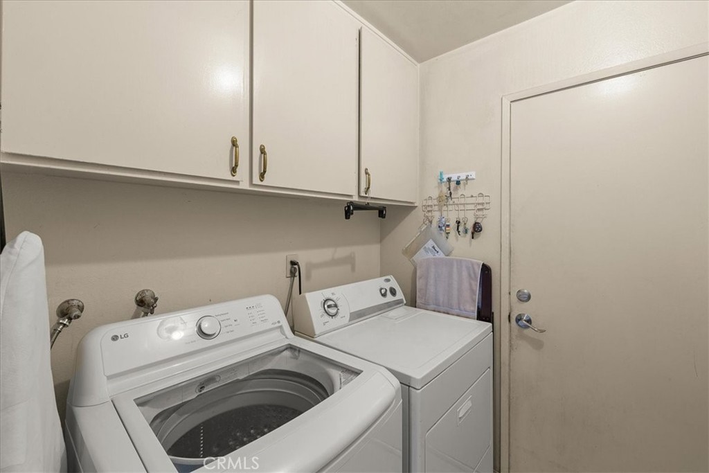 1057 Saint James Court