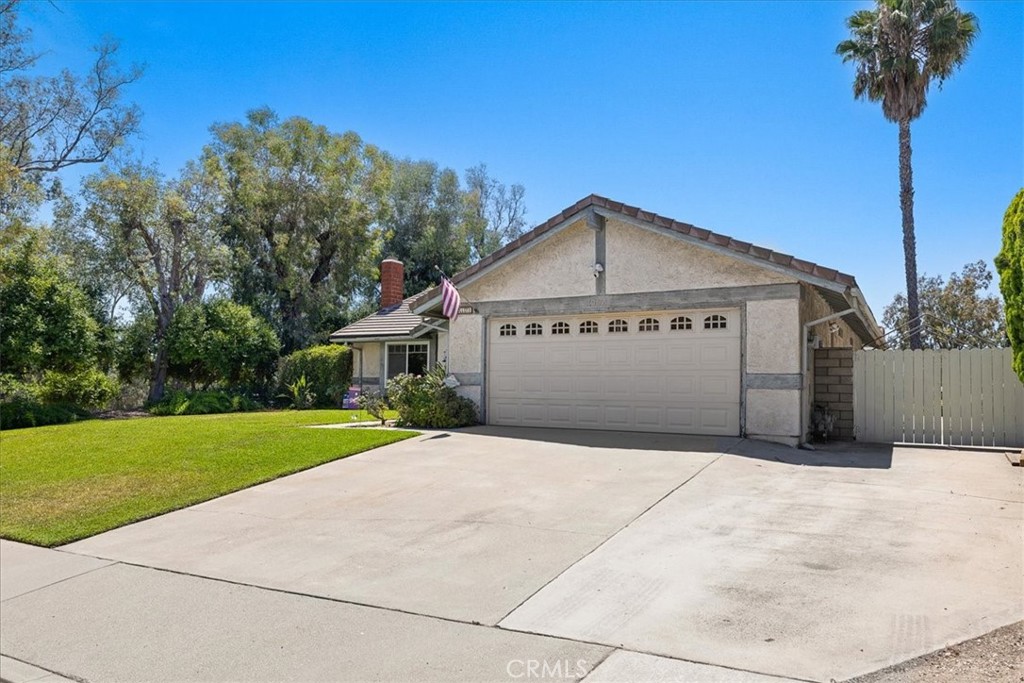 1057 Saint James Court