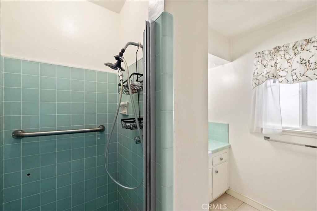 321 Catherine Park