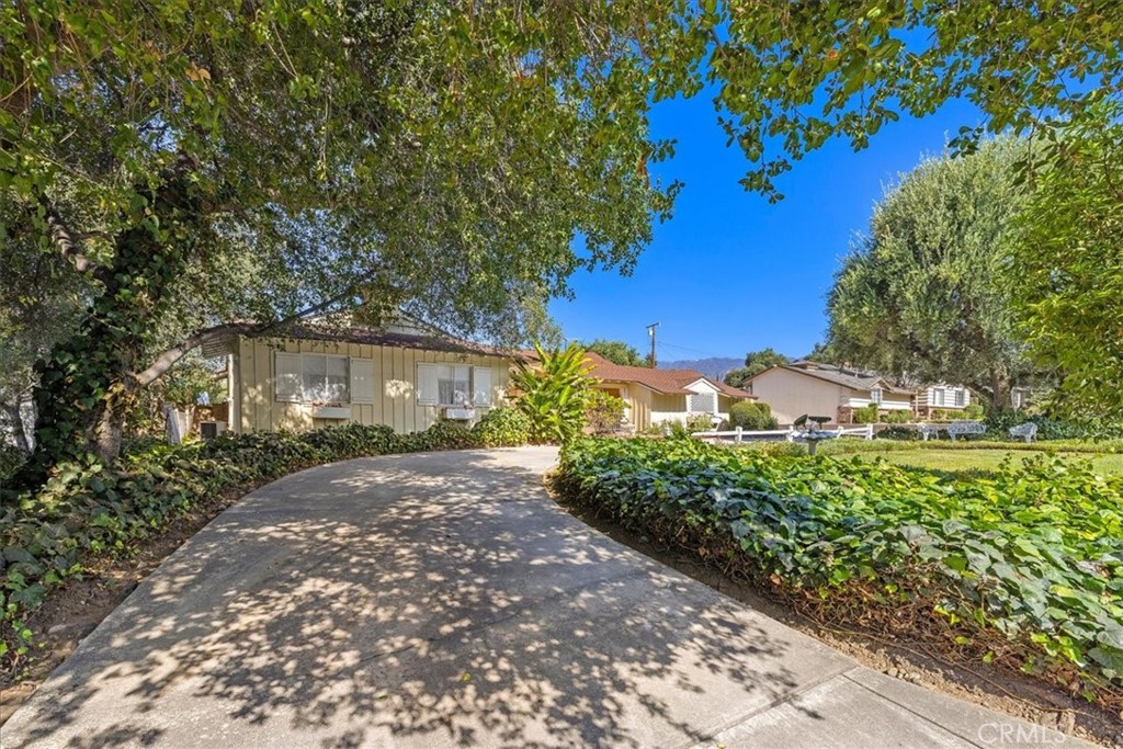 321 Catherine Park