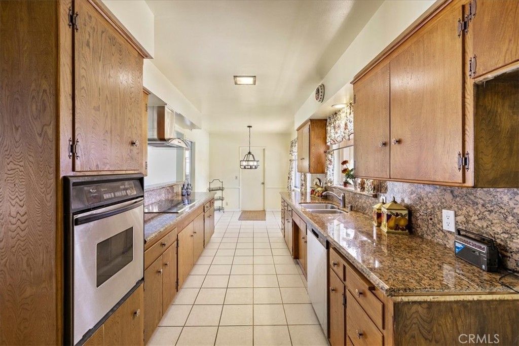 321 Catherine Park