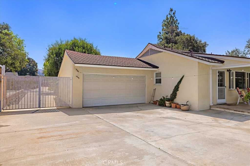 321 Catherine Park