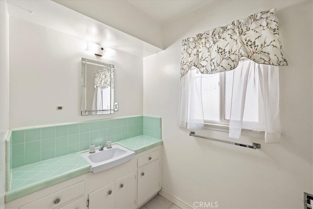 321 Catherine Park