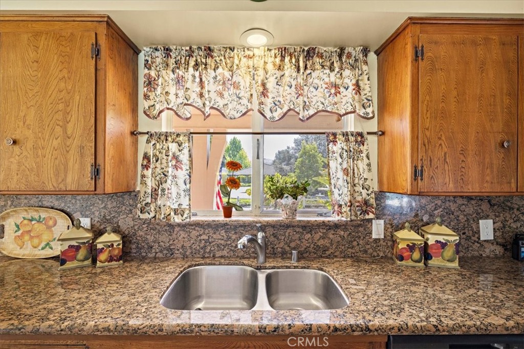 321 Catherine Park