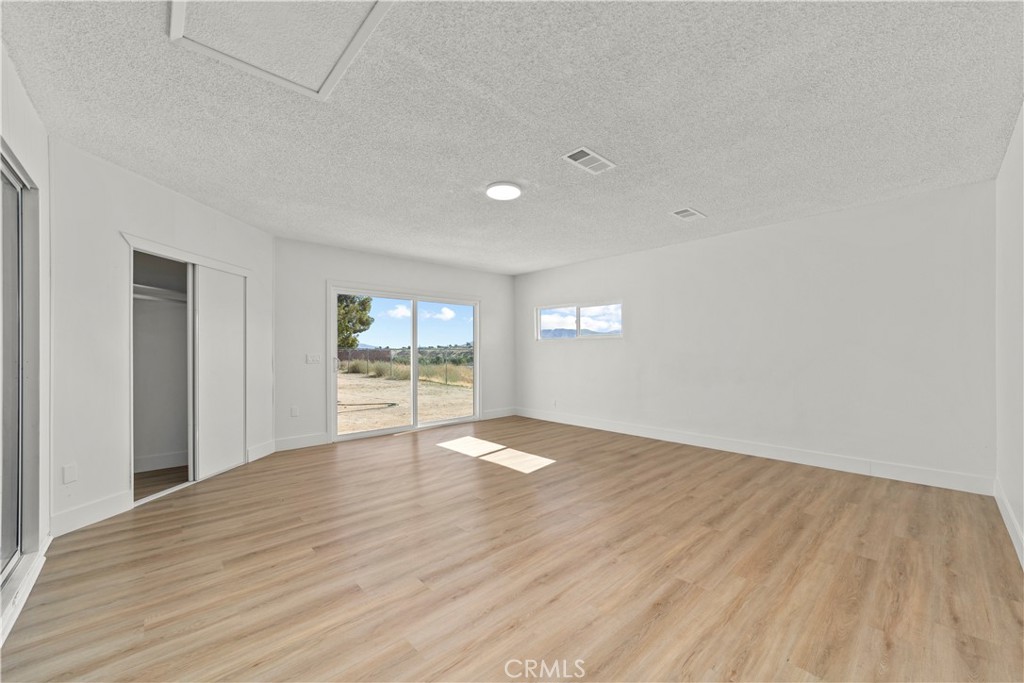 16849 Mission