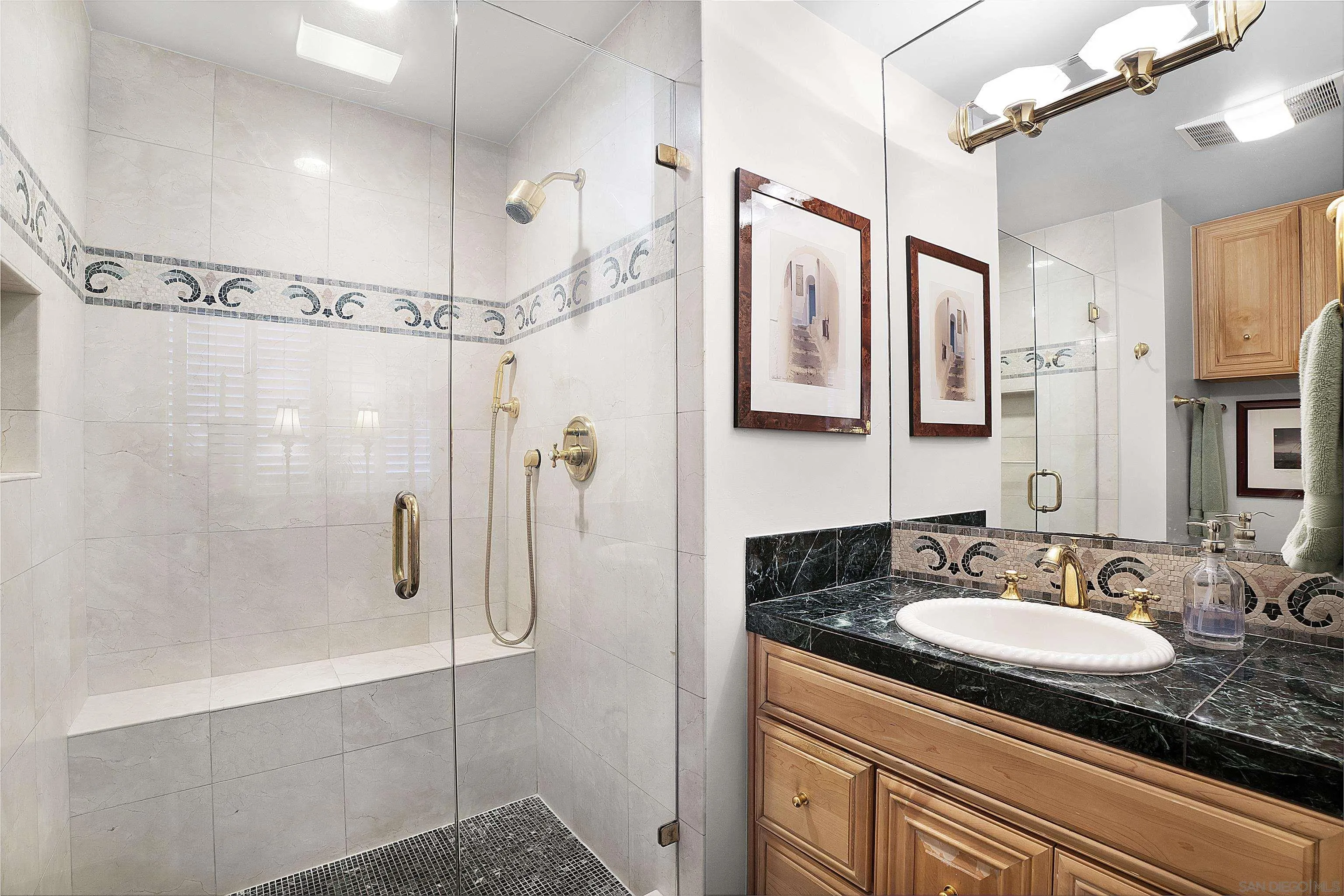 5383 Chelsea Street Unit 302