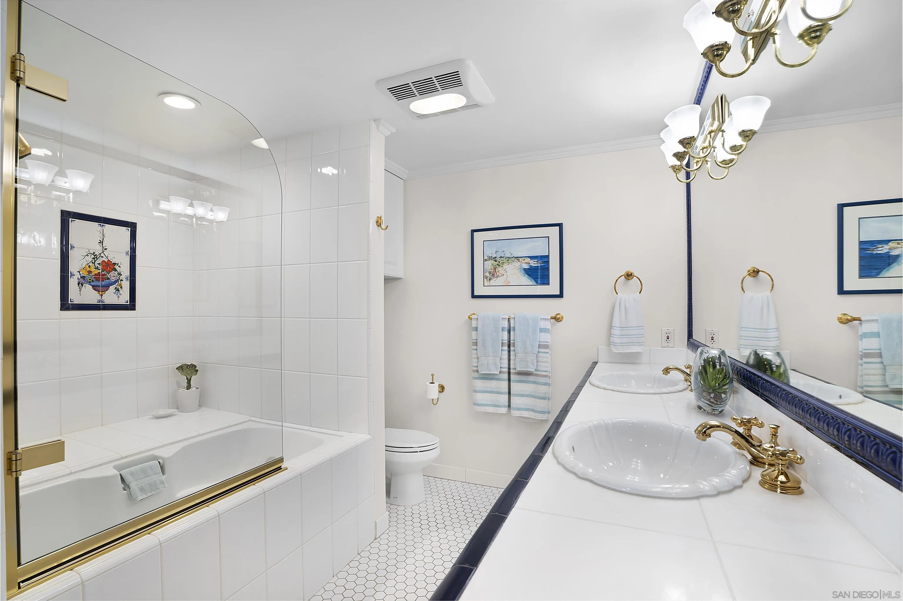 5383 Chelsea Street Unit 302