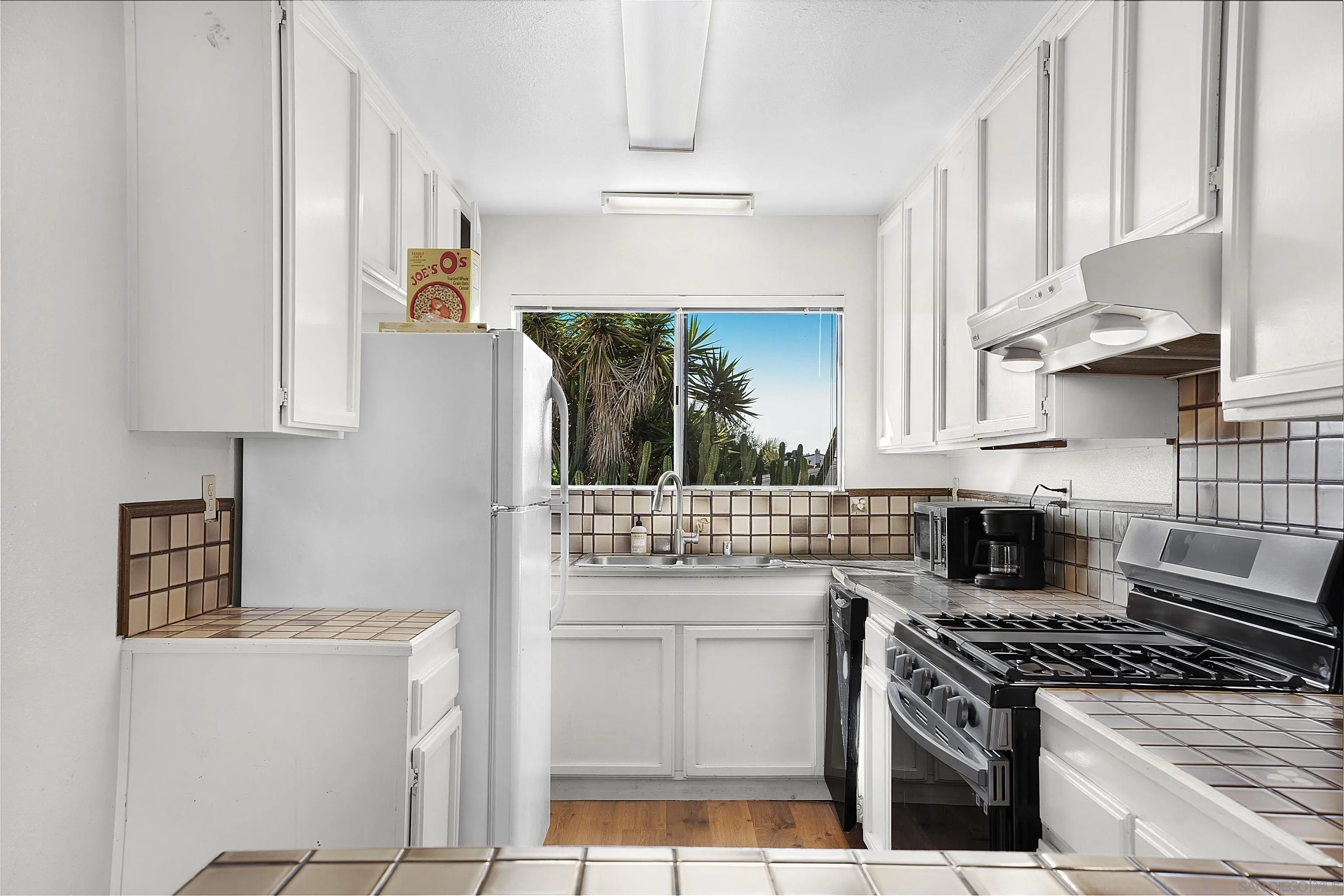 3002 Naugatuck