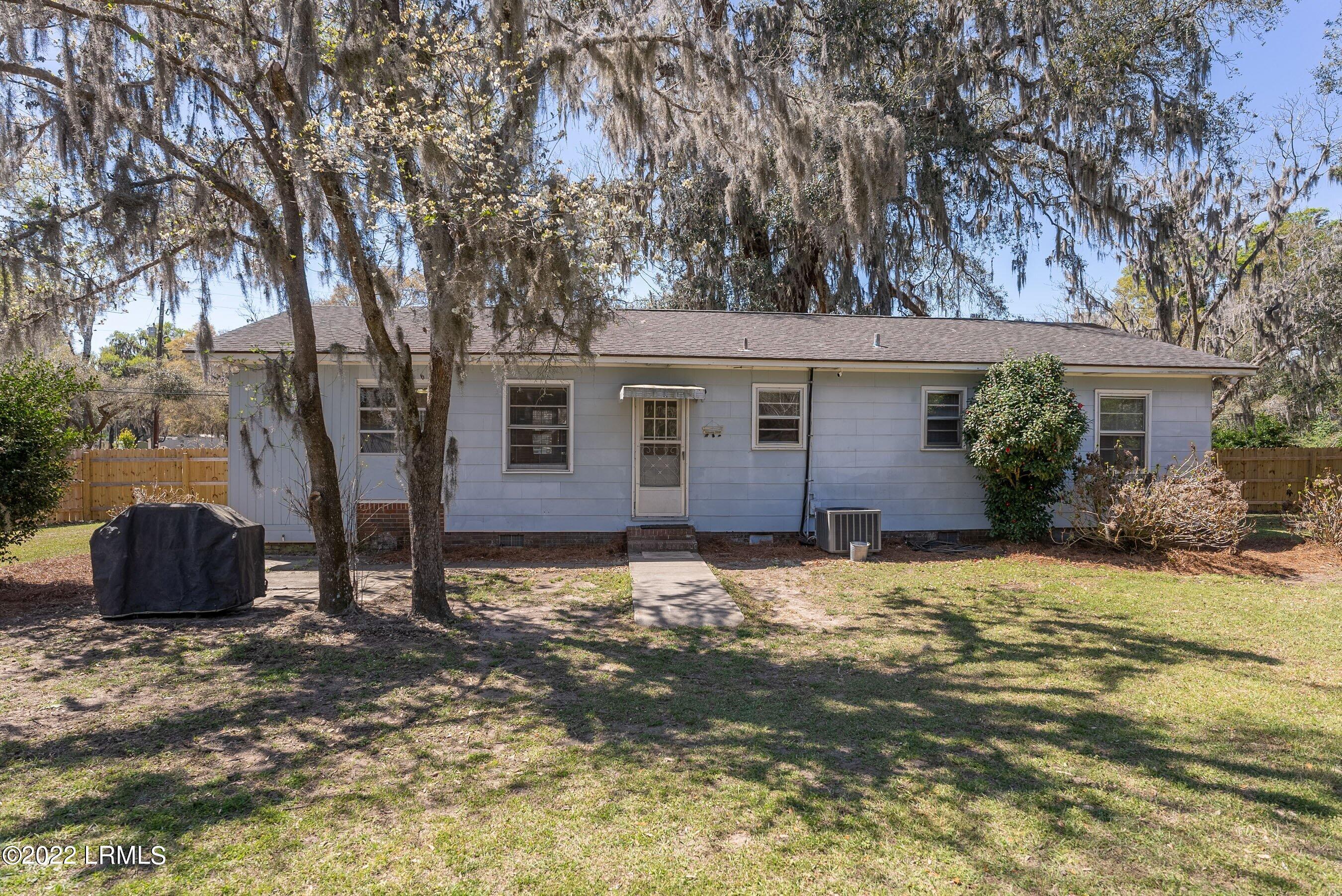 3005 Roseida Road