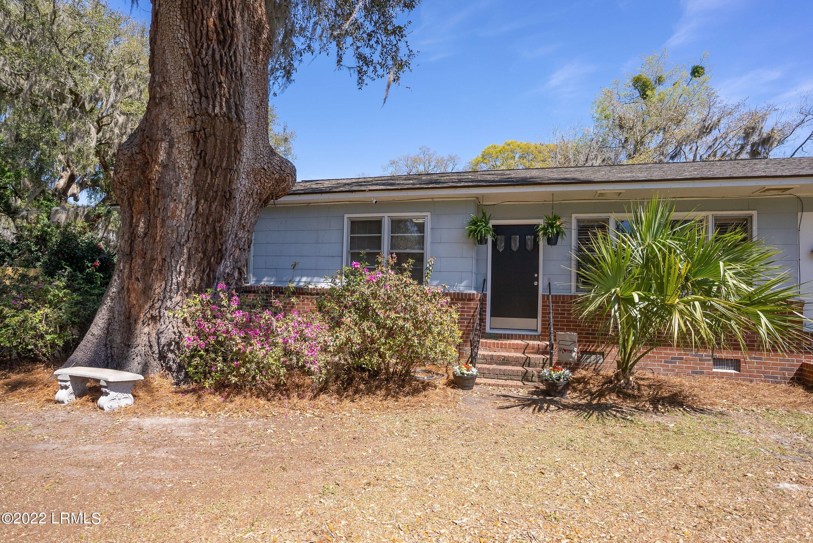 3005 Roseida Road