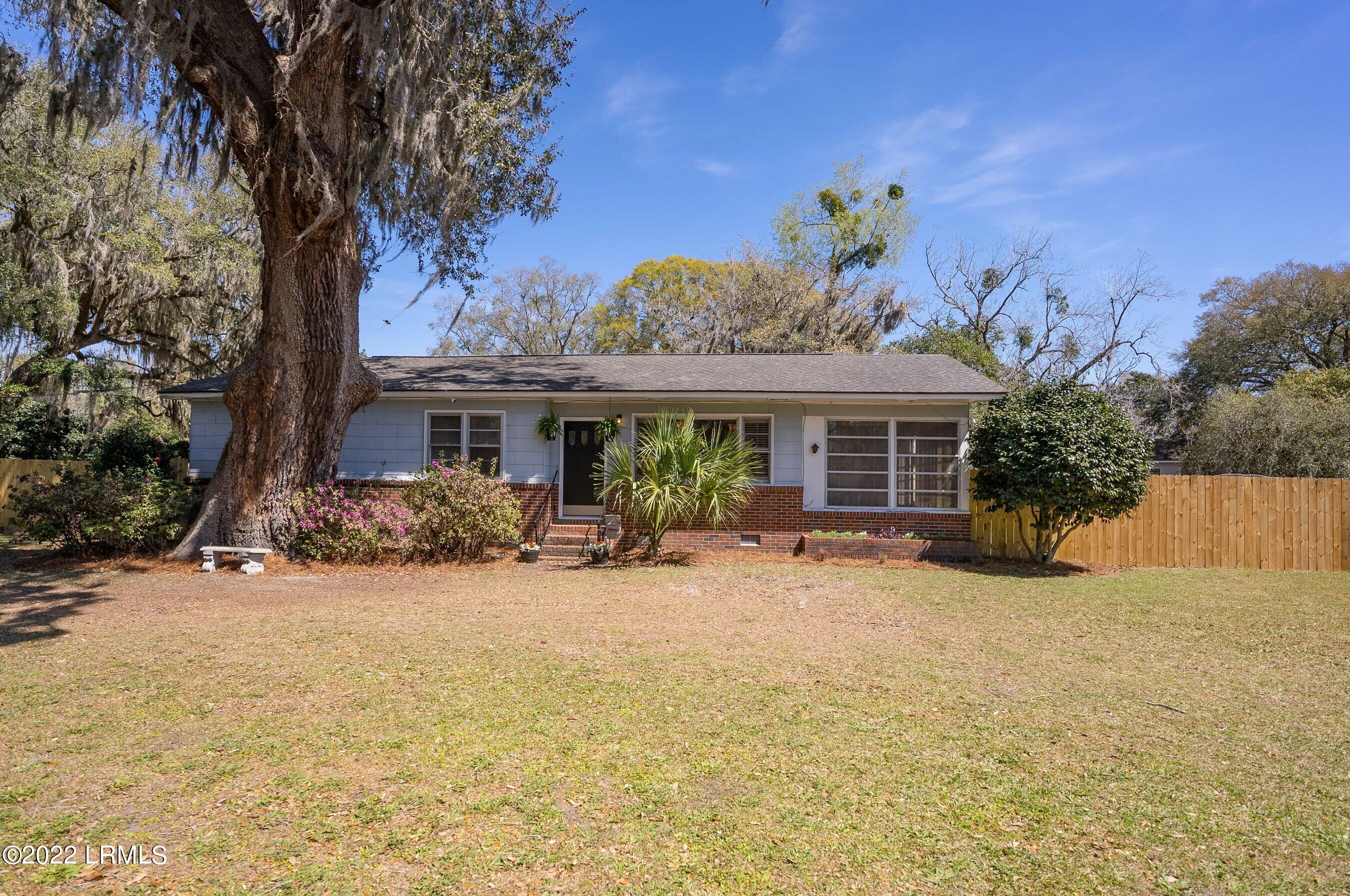3005 Roseida Road