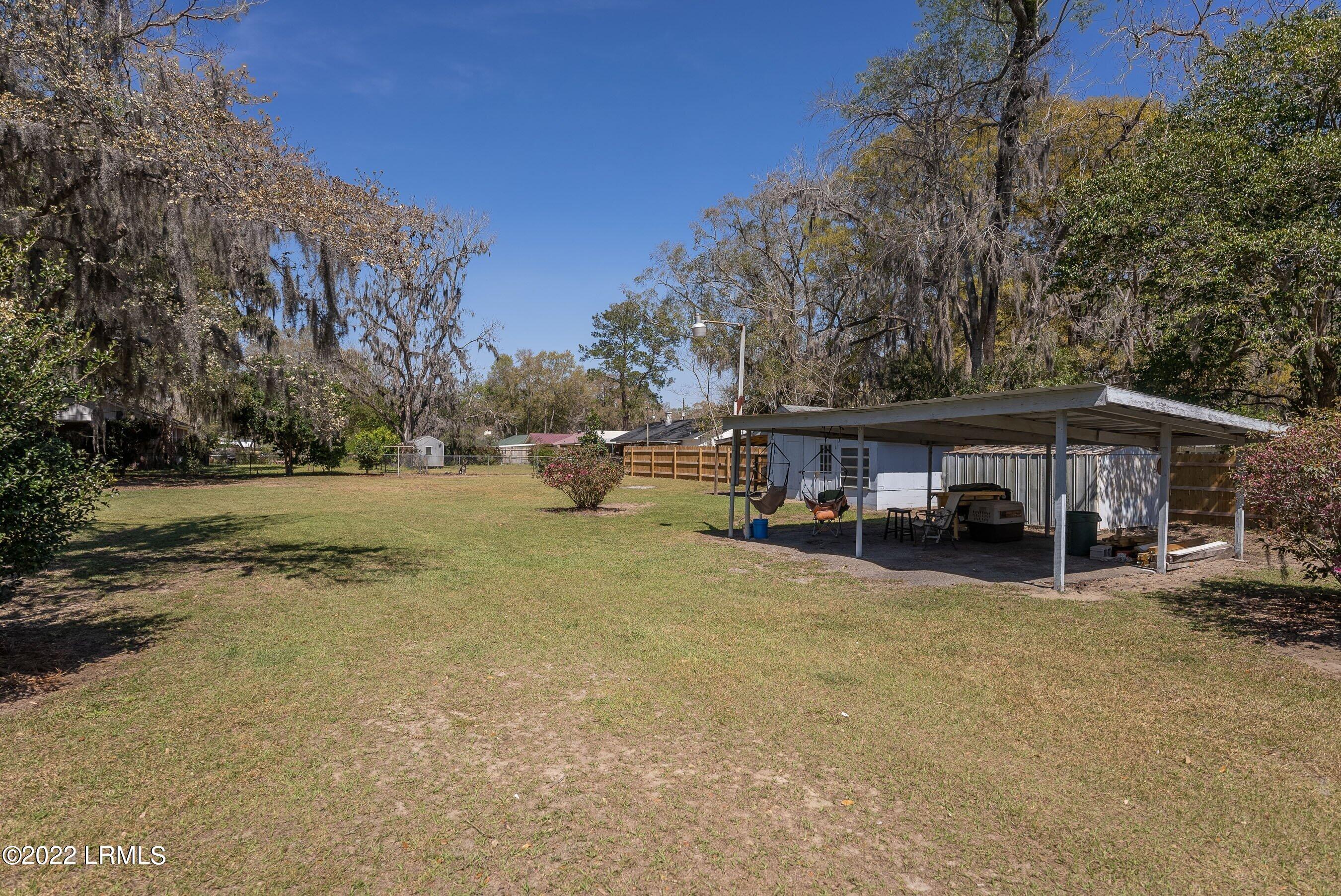 3005 Roseida Road