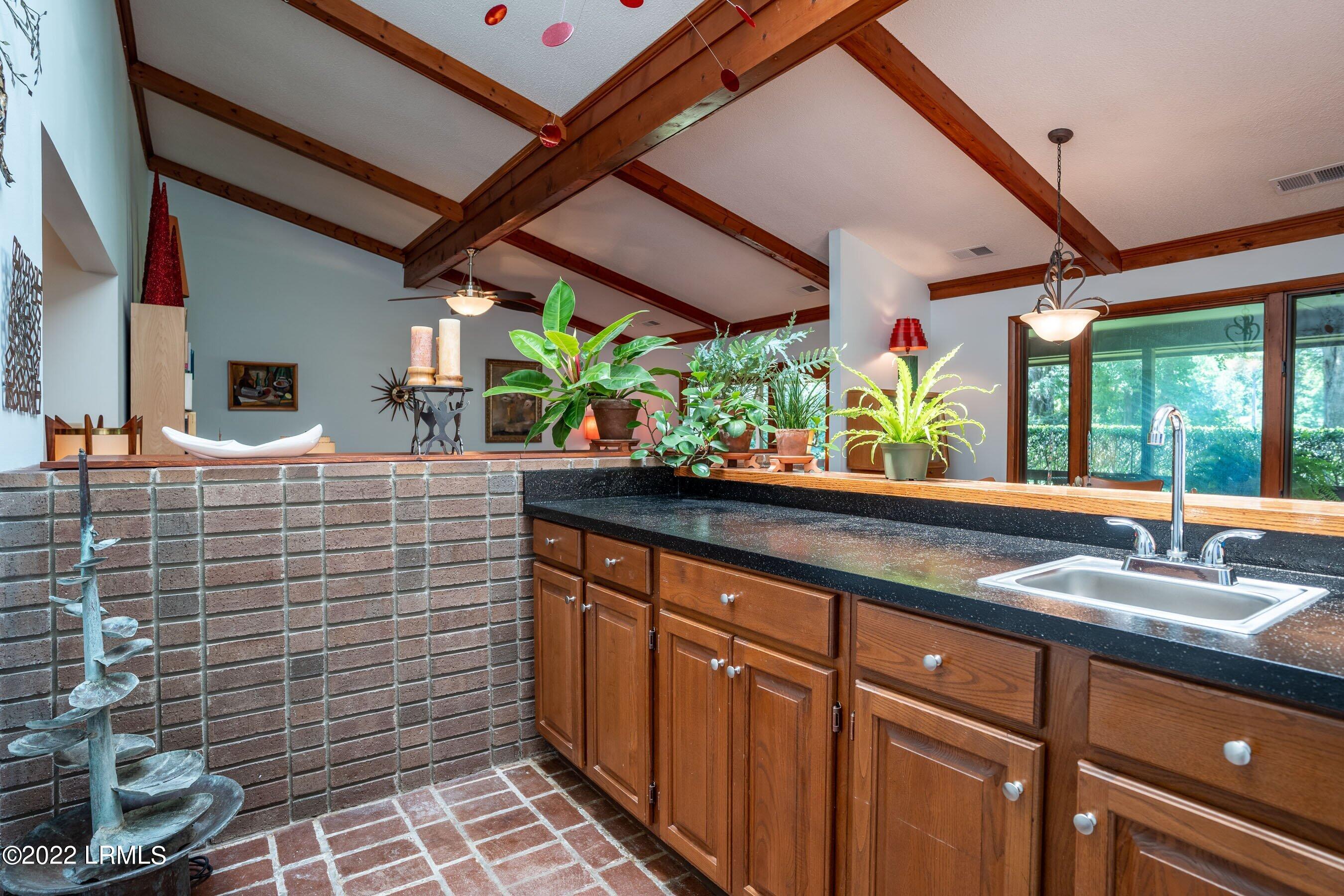 11 Chesterfield Lake Drive