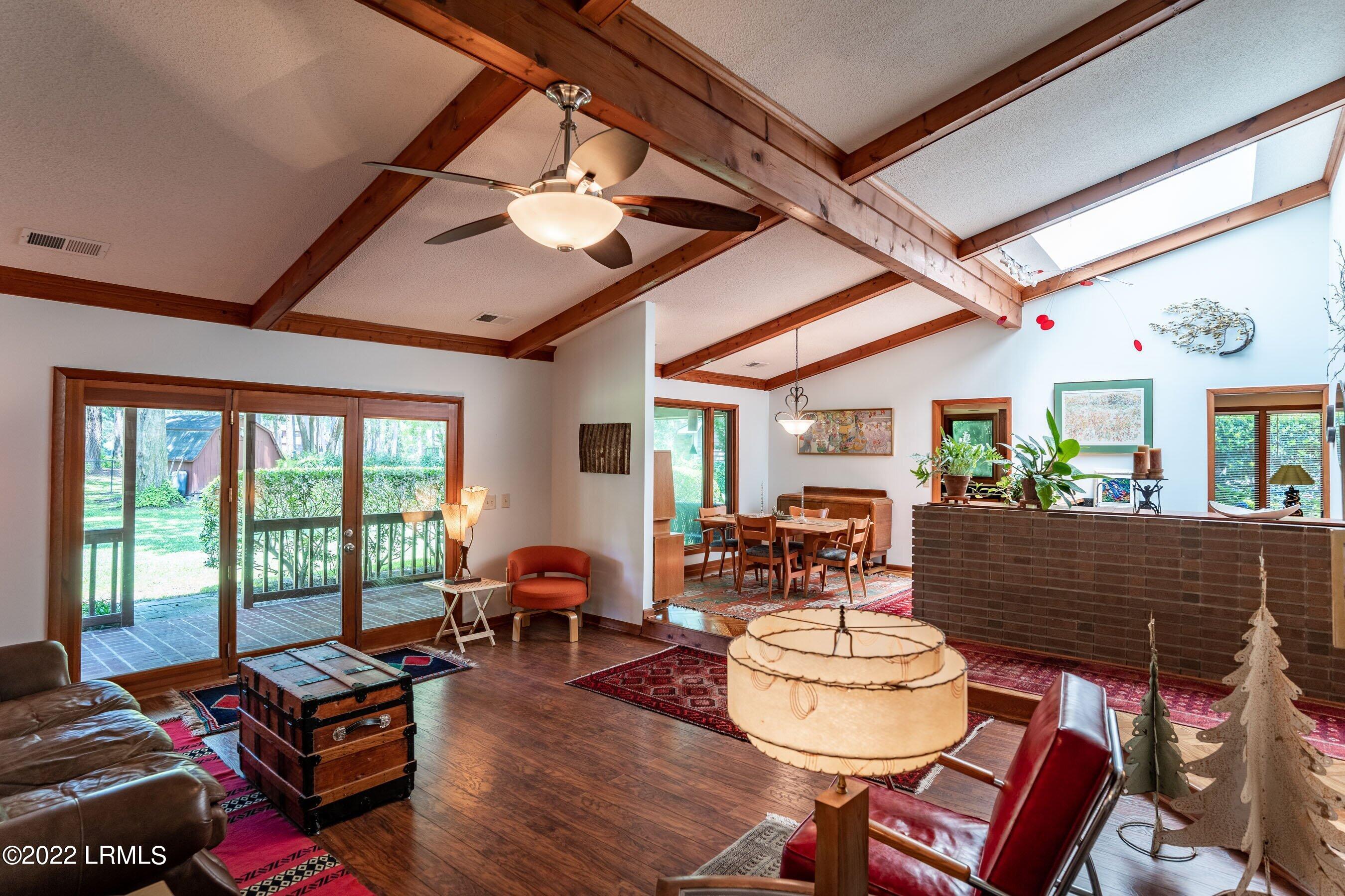 11 Chesterfield Lake Drive