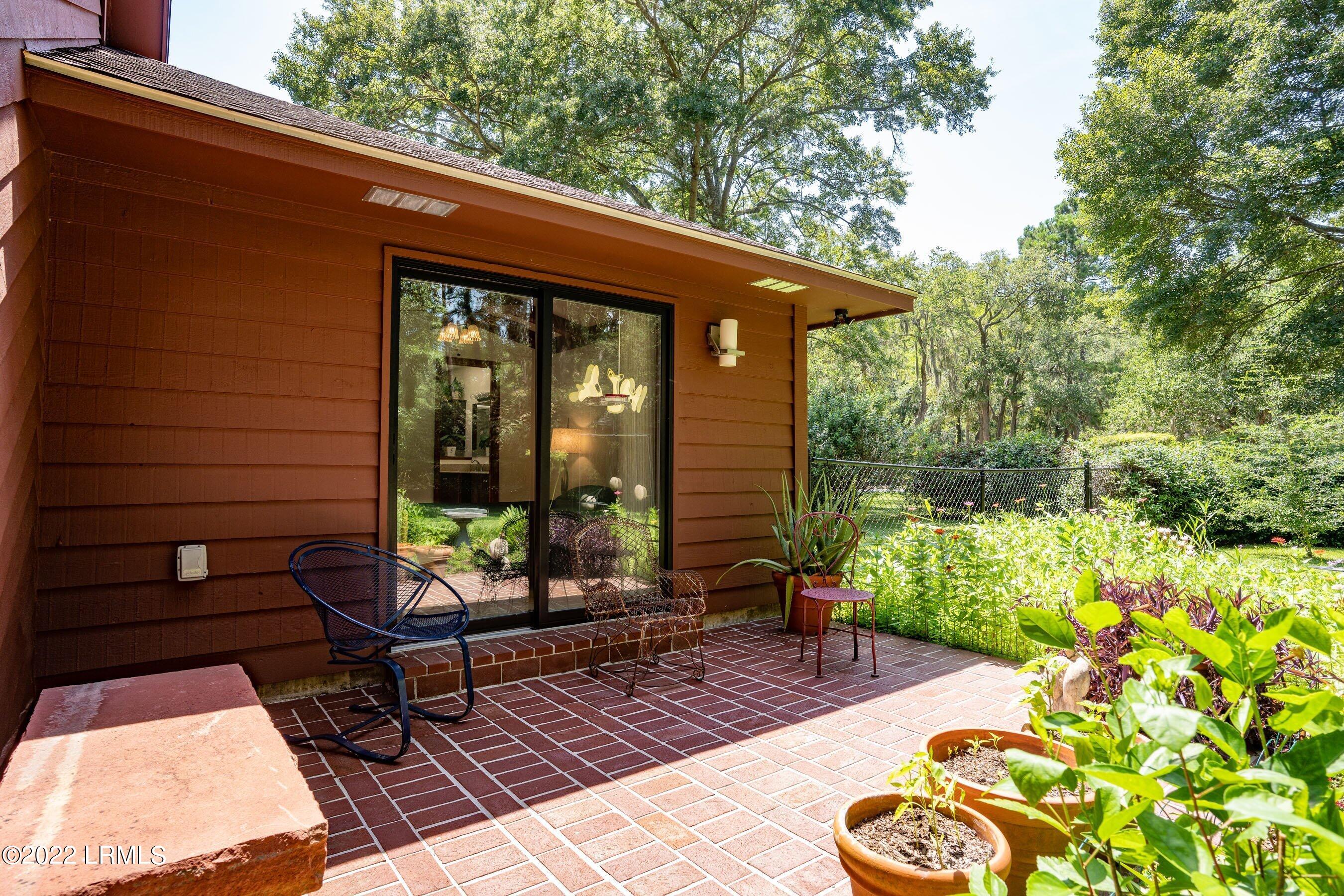 11 Chesterfield Lake Drive