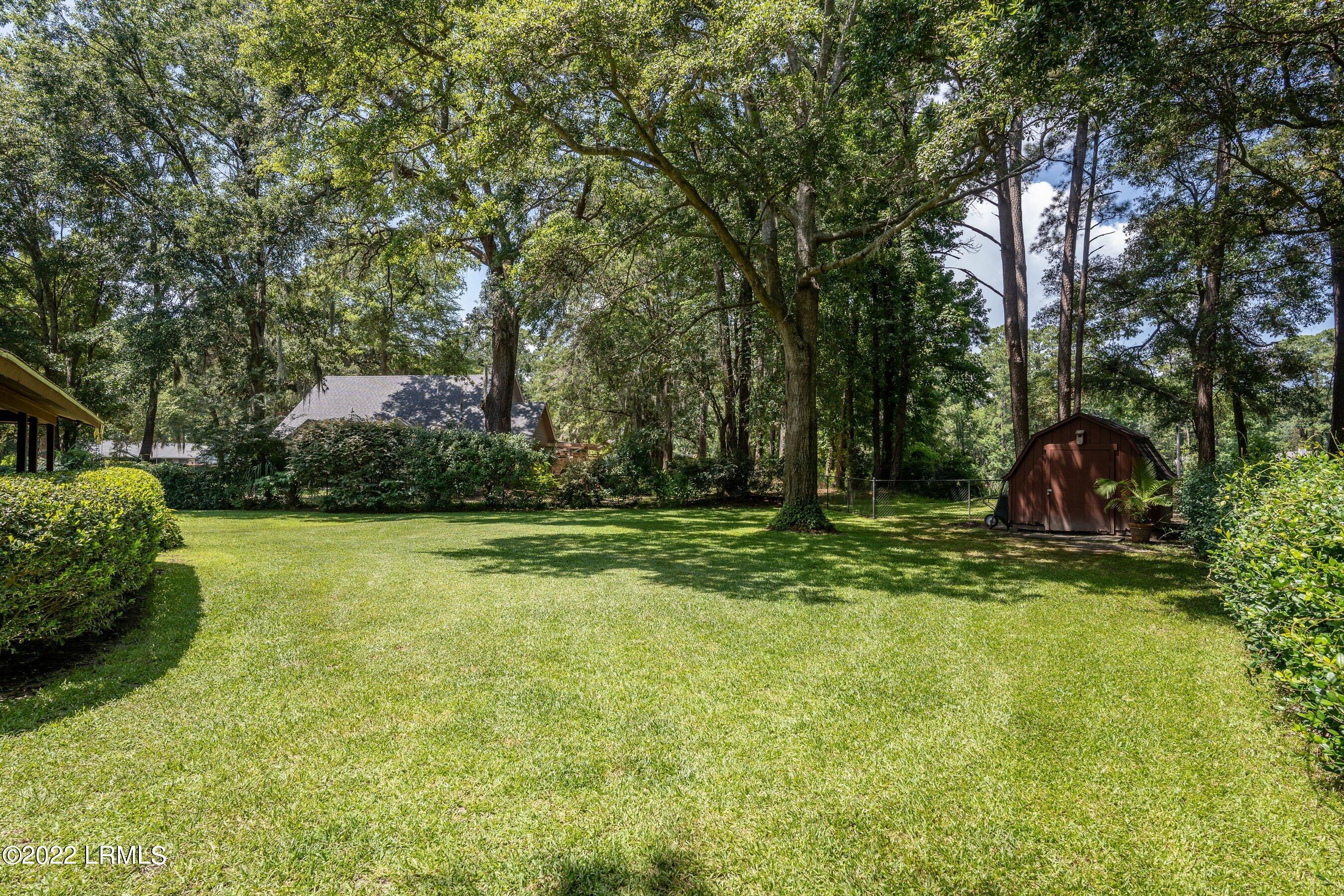 11 Chesterfield Lake Drive