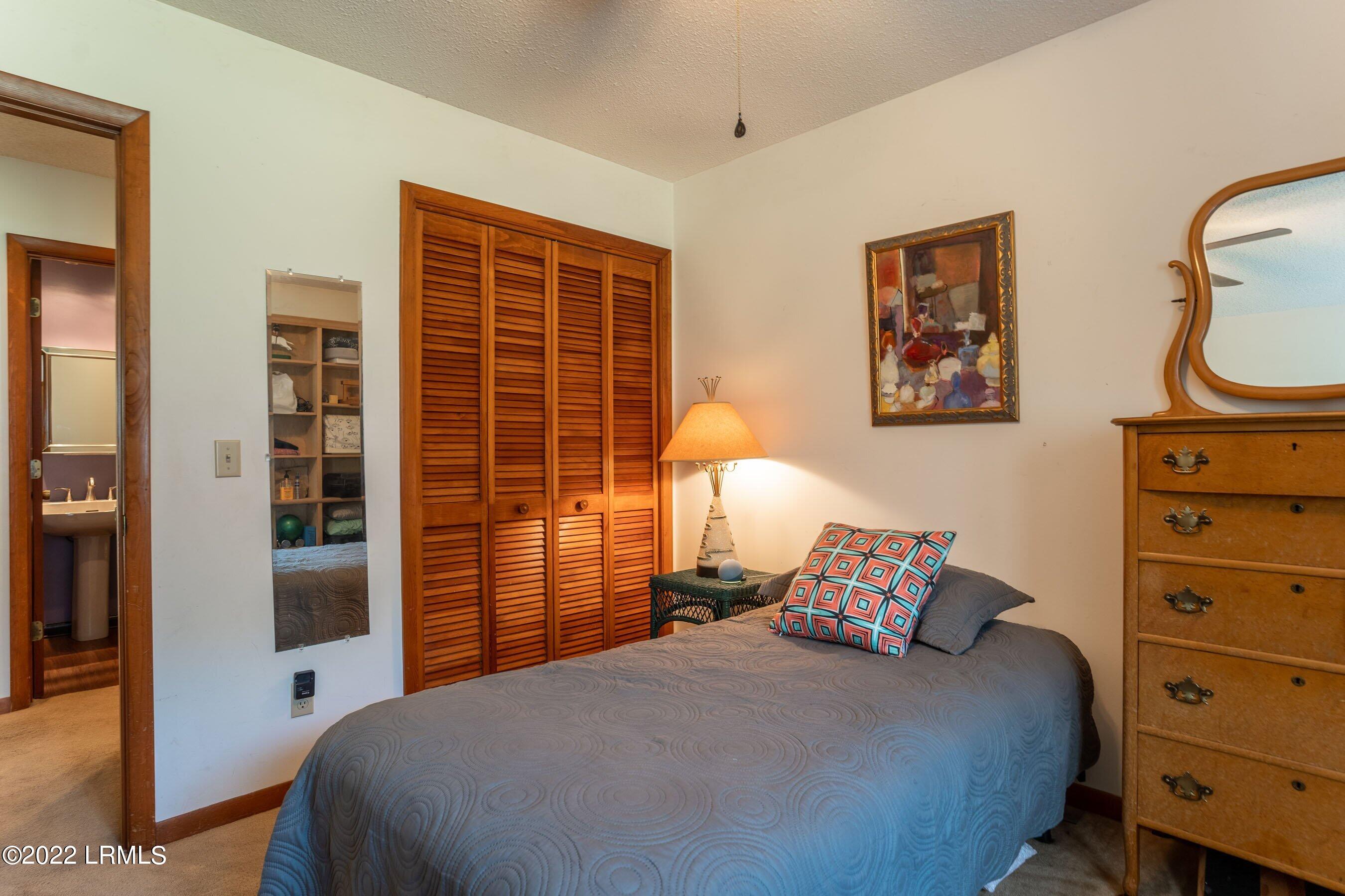 11 Chesterfield Lake Drive