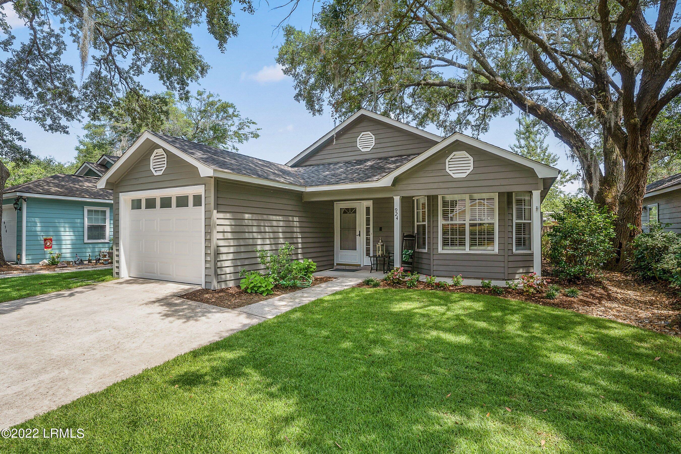 924 Oyster Cove Road