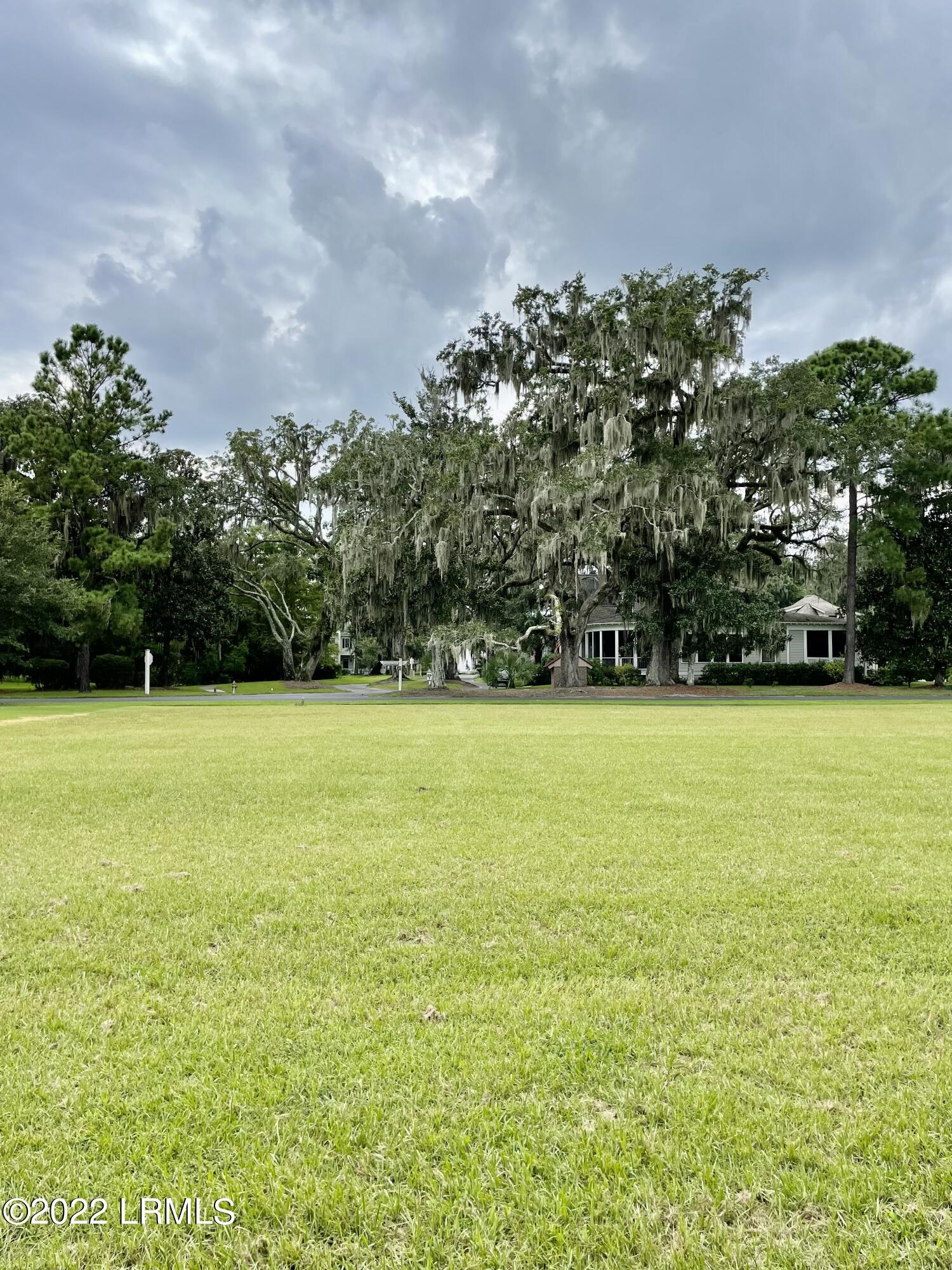 448 Commons Circle