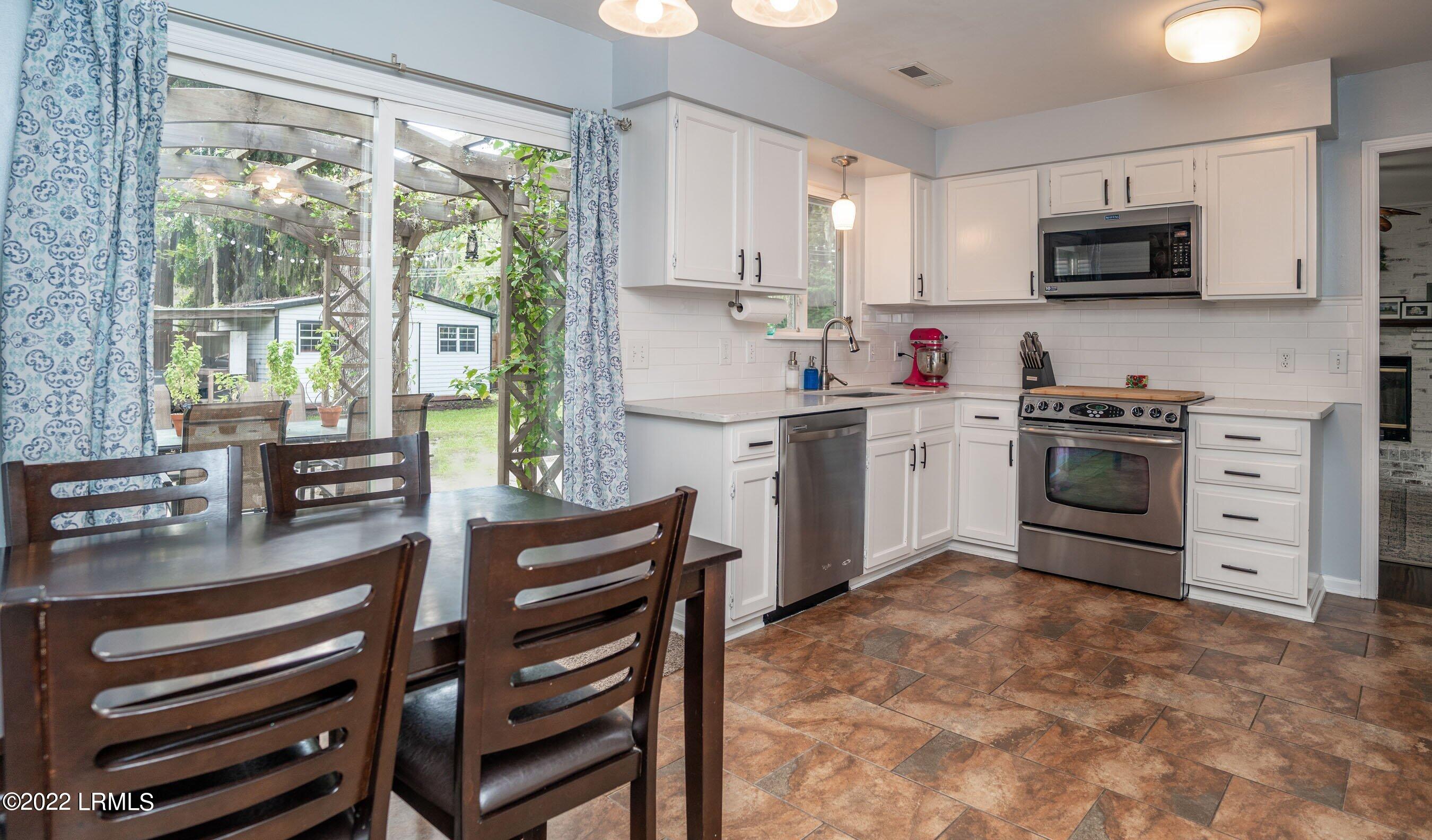 1205 Battery Creek Road