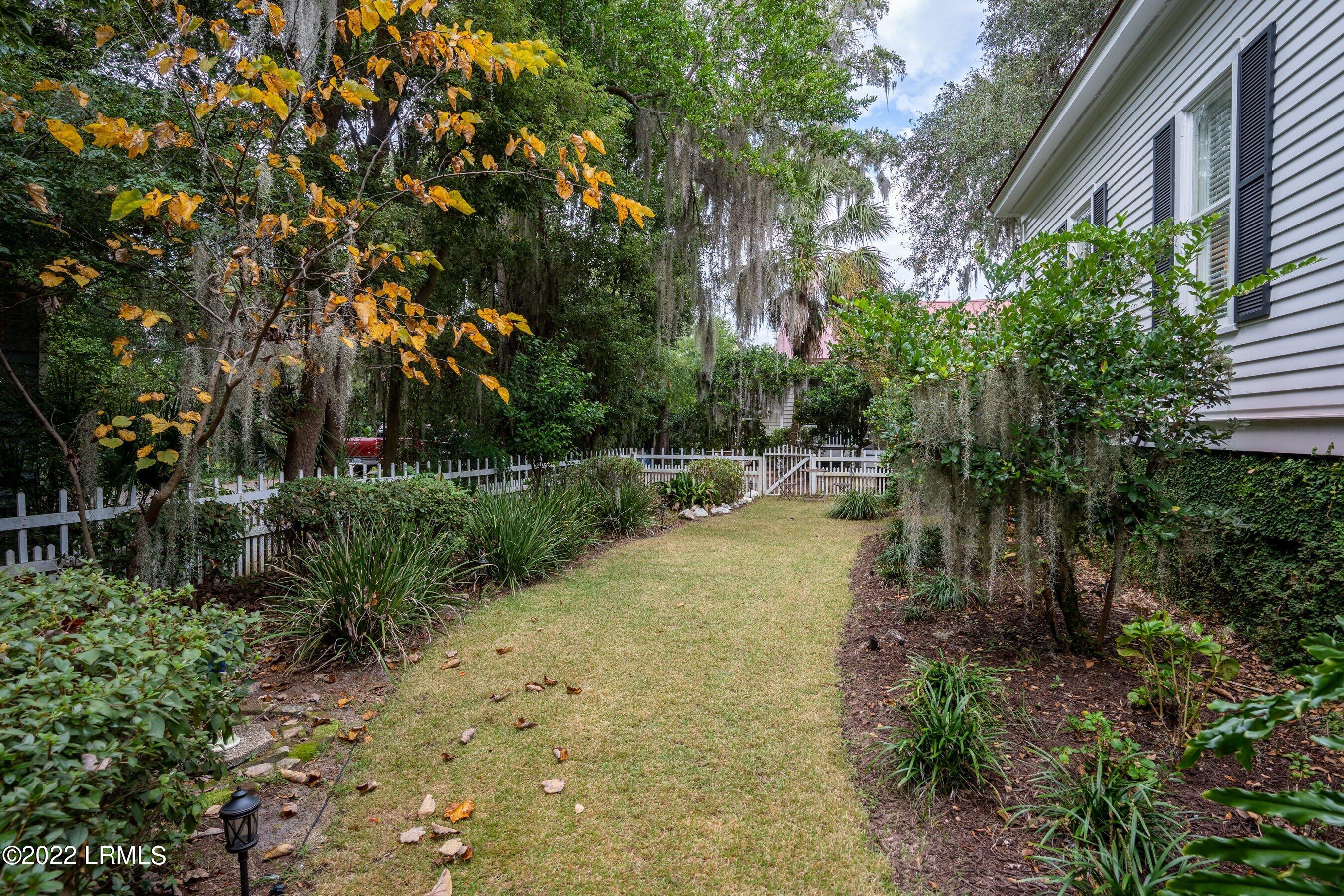 1401 North Street