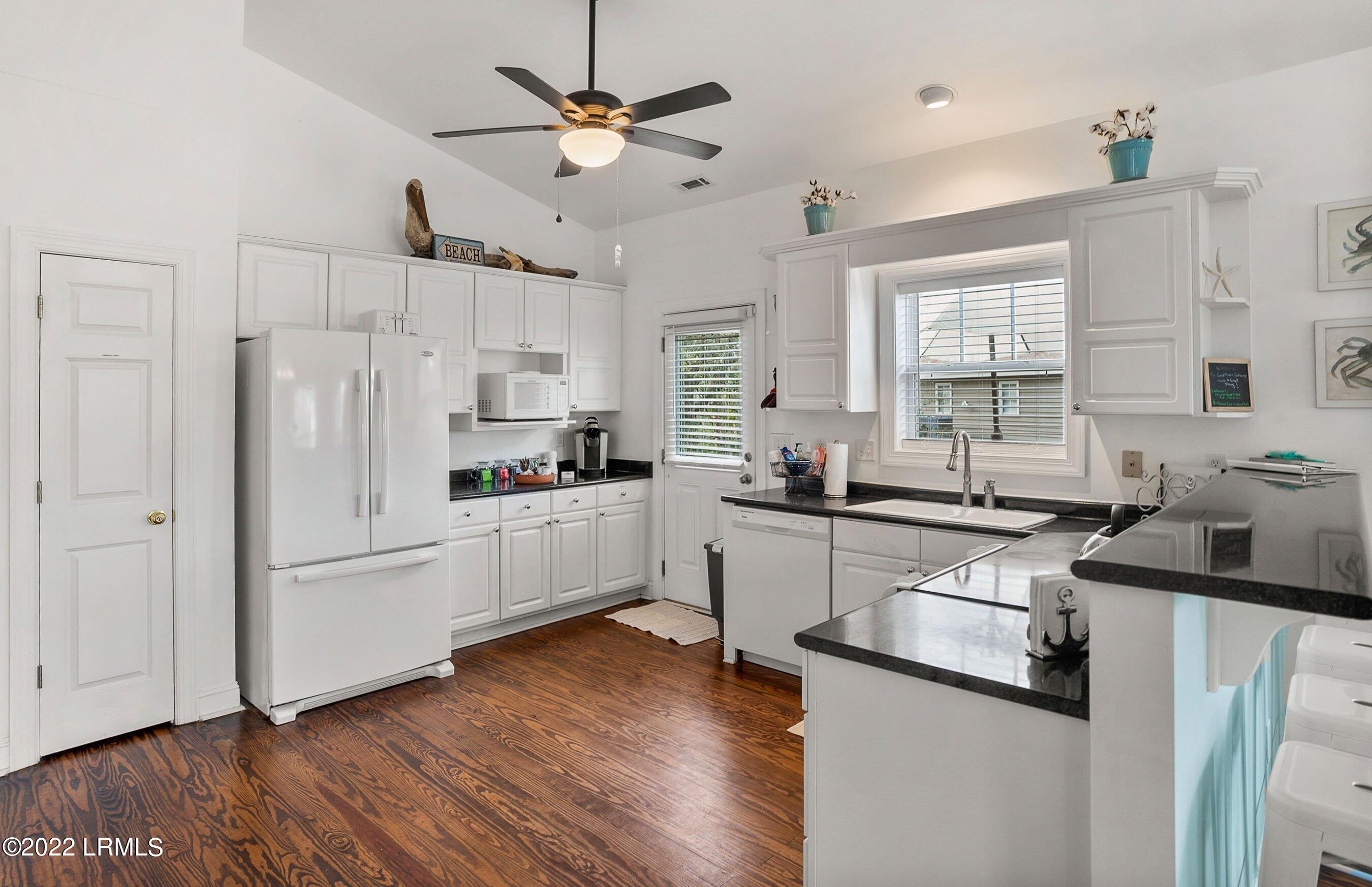 2921 Waters Edge Court