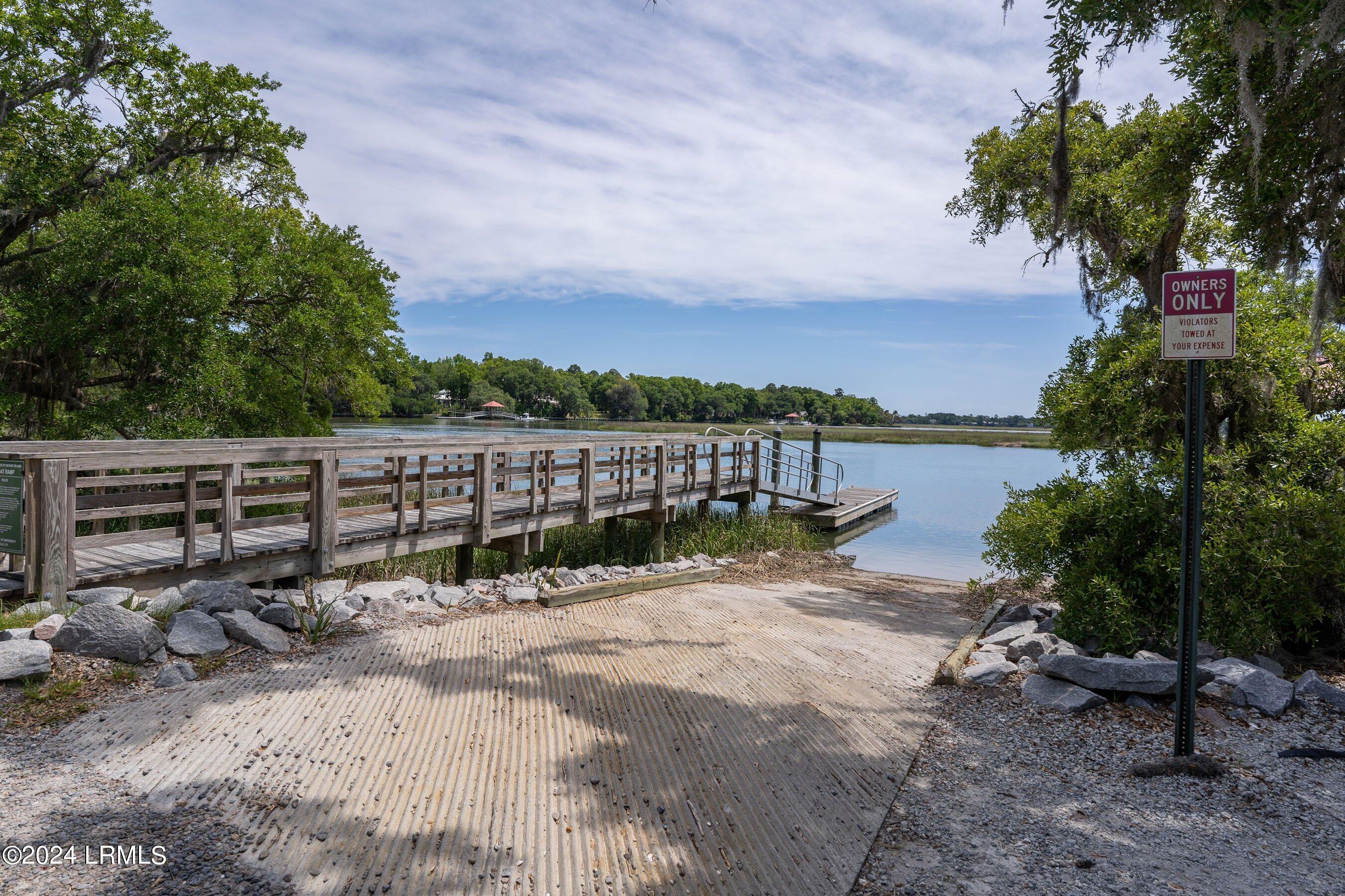 715 Distant Island Drive
