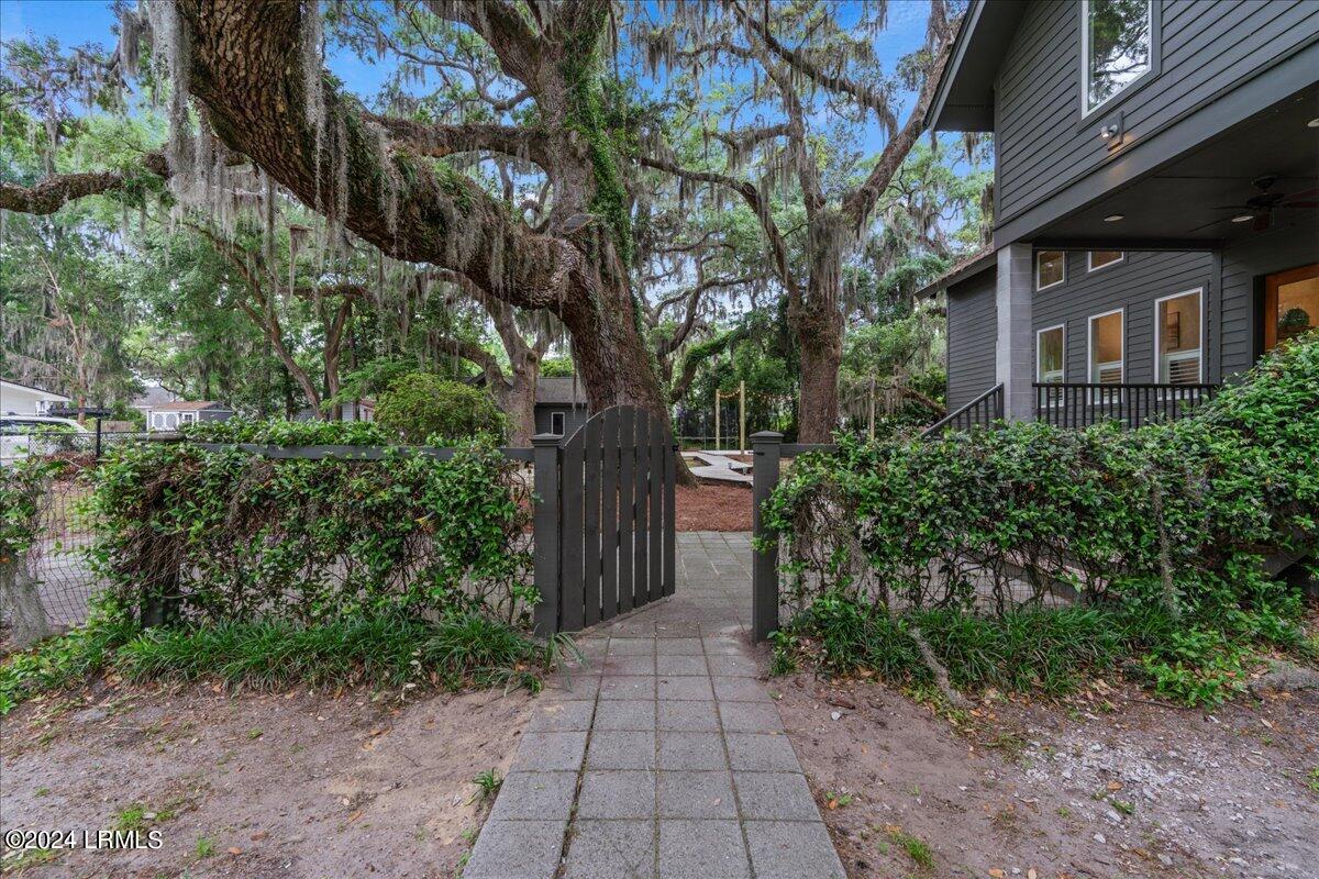 1302 Charles Street
