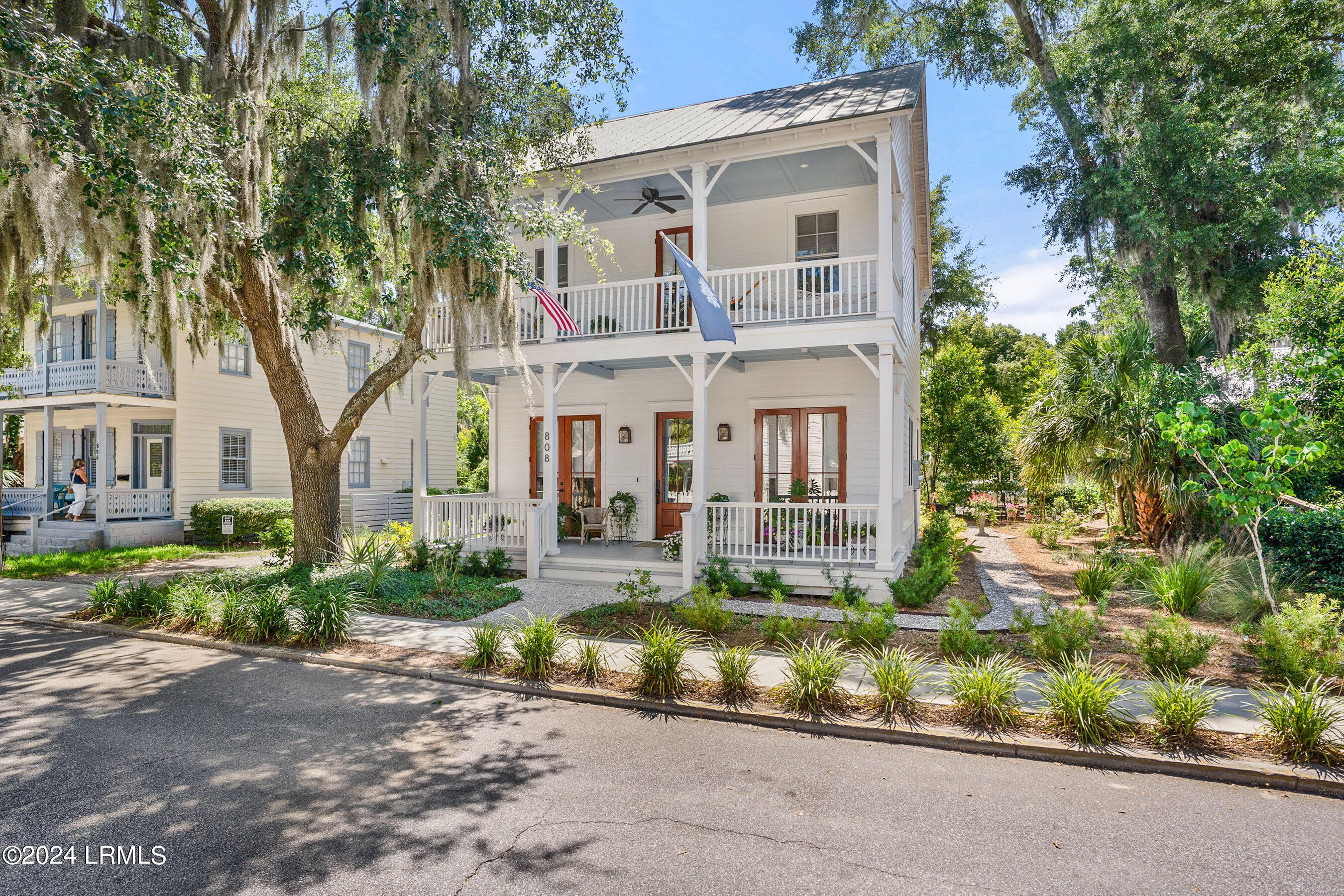 808 Charles Street