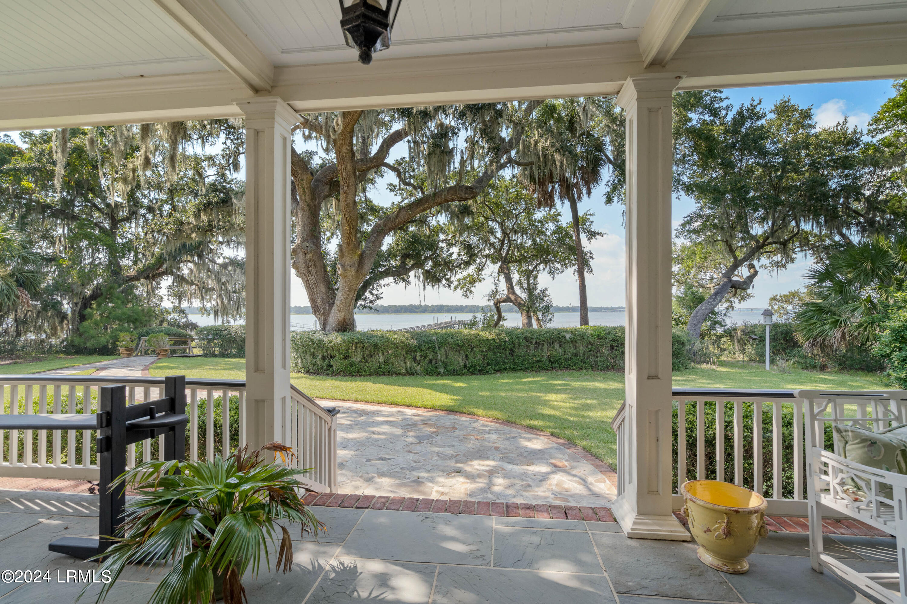 84 Bay Drive